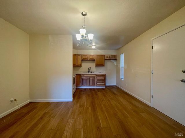 1930 L Ellenburg St, Vallejo, CA 94590