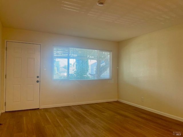 1930 L Ellenburg St, Vallejo, CA 94590