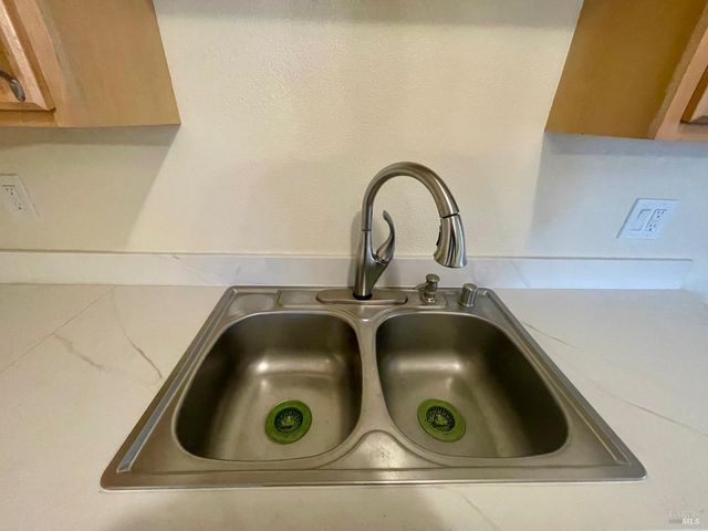 1930 L Ellenburg St, Vallejo, CA 94590