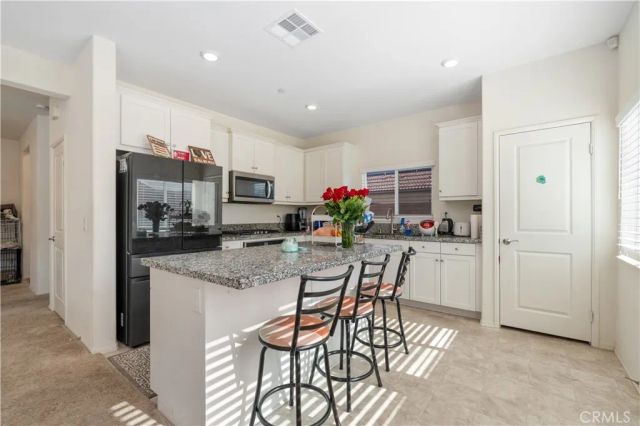 13097 Sierra Madre Court, Victorville, CA 92394