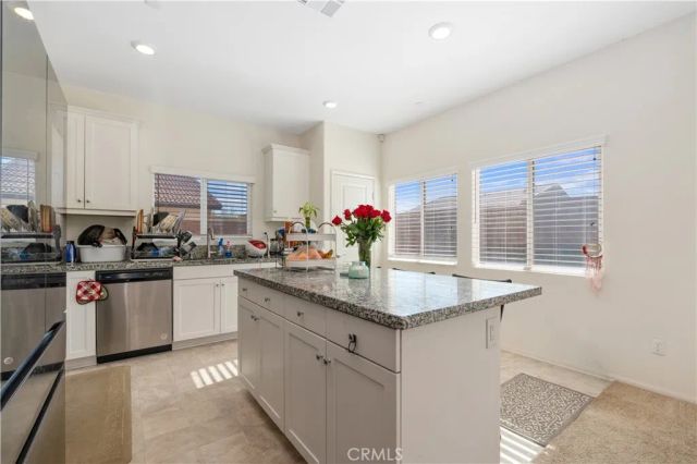 13097 Sierra Madre Court, Victorville, CA 92394