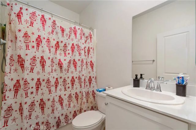 13097 Sierra Madre Court, Victorville, CA 92394