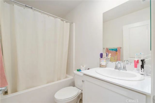 13097 Sierra Madre Court, Victorville, CA 92394