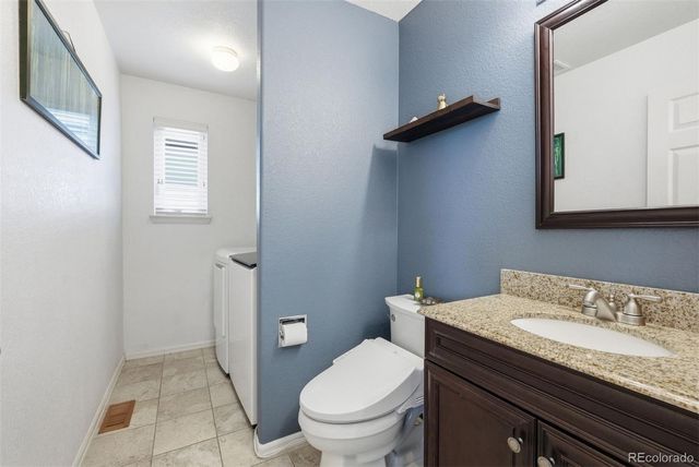 5493 S Versailles Street, Aurora, CO 80015