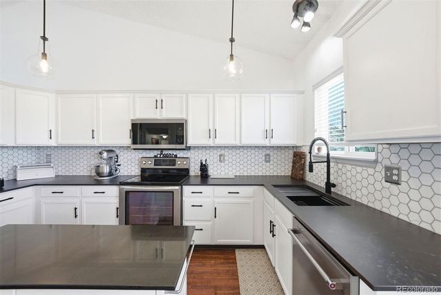 5493 S Versailles Street, Aurora, CO 80015