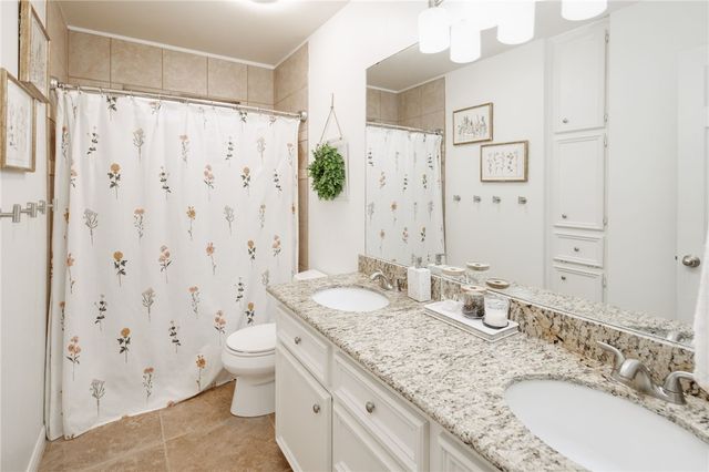 3904 Cheshire Court, Bryan, TX 77802