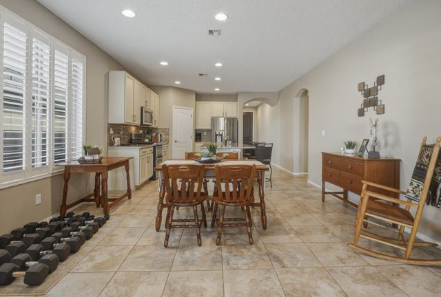 12005 Echo Valley Lane NW, Albuquerque, NM 87120