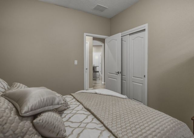 12005 Echo Valley Lane NW, Albuquerque, NM 87120