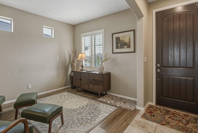 12005 Echo Valley Lane NW, Albuquerque, NM 87120