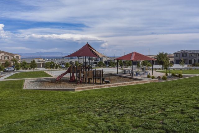 12005 Echo Valley Lane NW, Albuquerque, NM 87120