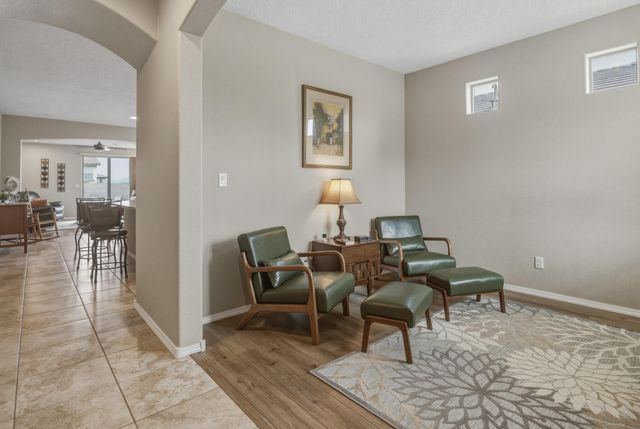 12005 Echo Valley Lane NW, Albuquerque, NM 87120