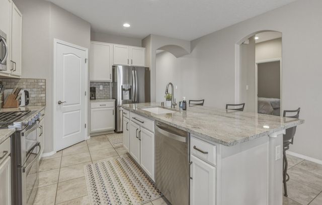 12005 Echo Valley Lane NW, Albuquerque, NM 87120