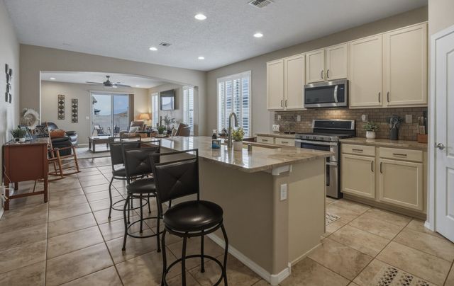 12005 Echo Valley Lane NW, Albuquerque, NM 87120