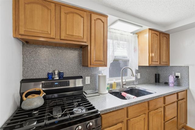 8870 53RD WAY N, Pinellas Park, FL 33782