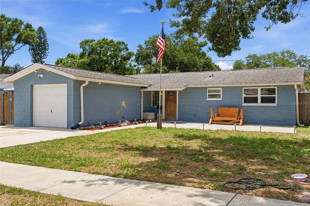 8870 53RD WAY N, Pinellas Park, FL 33782