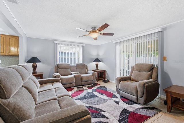 8870 53RD WAY N, Pinellas Park, FL 33782