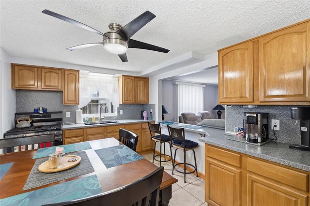 8870 53RD WAY N, Pinellas Park, FL 33782