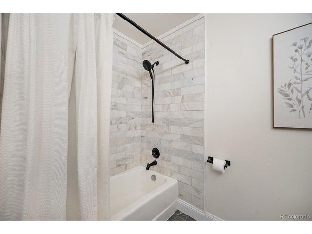 208 Oak Pl, Manitou Springs, CO 80829
