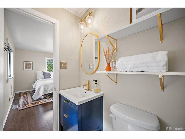 208 Oak Pl, Manitou Springs, CO 80829
