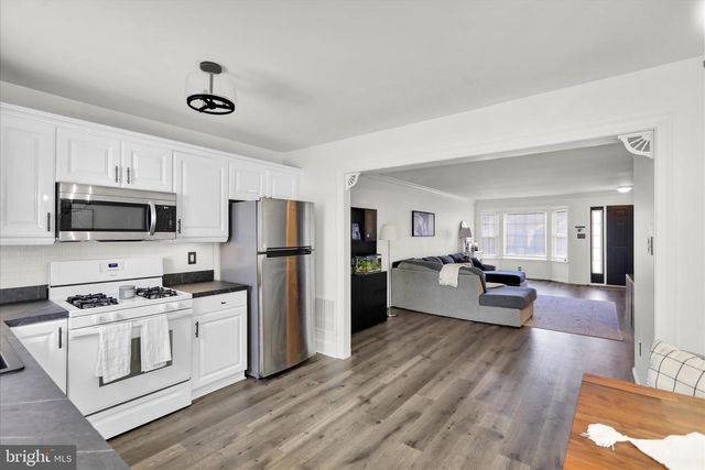 58 HORSESHOE DR, Douglassville, PA 19518