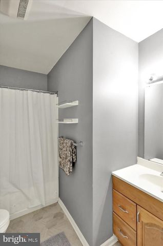 58 HORSESHOE DR, Douglassville, PA 19518