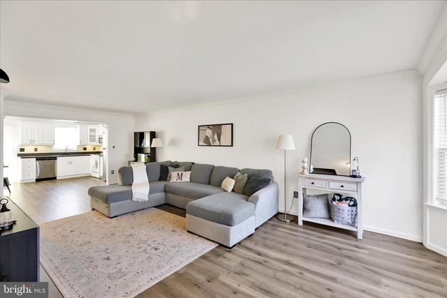 58 HORSESHOE DR, Douglassville, PA 19518