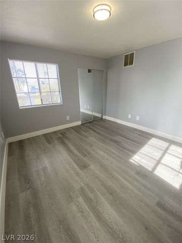 5174 South Jones Boulevard 208, Las Vegas, NV 89118