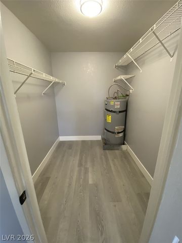 5174 South Jones Boulevard 208, Las Vegas, NV 89118