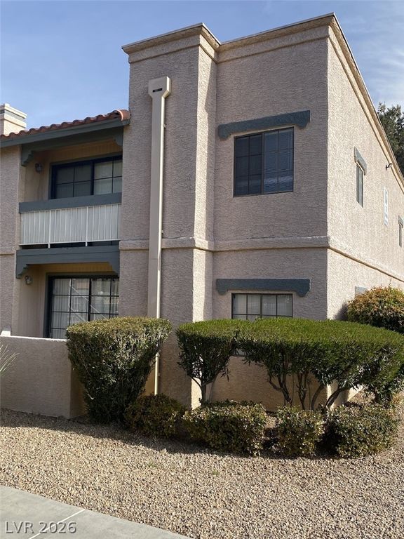 5174 South Jones Boulevard 208, Las Vegas, NV 89118