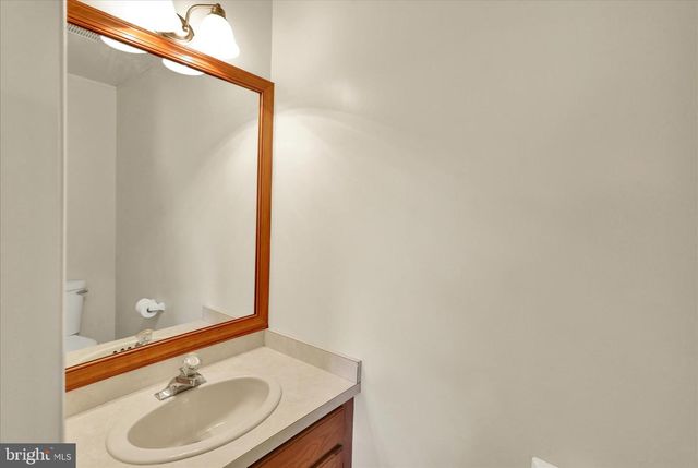 588 MOUNT GRETNA RD, Elizabethtown, PA 17022