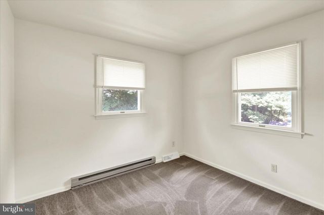 588 MOUNT GRETNA RD, Elizabethtown, PA 17022