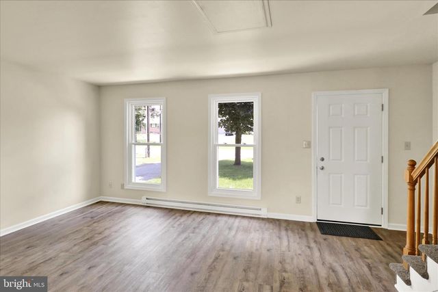 588 MOUNT GRETNA RD, Elizabethtown, PA 17022