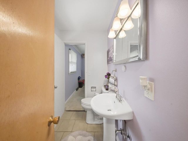 6235 N 95th STREET, Milwaukee, WI 53225