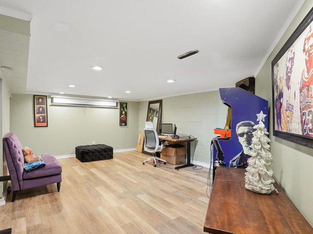 6235 N 95th STREET, Milwaukee, WI 53225