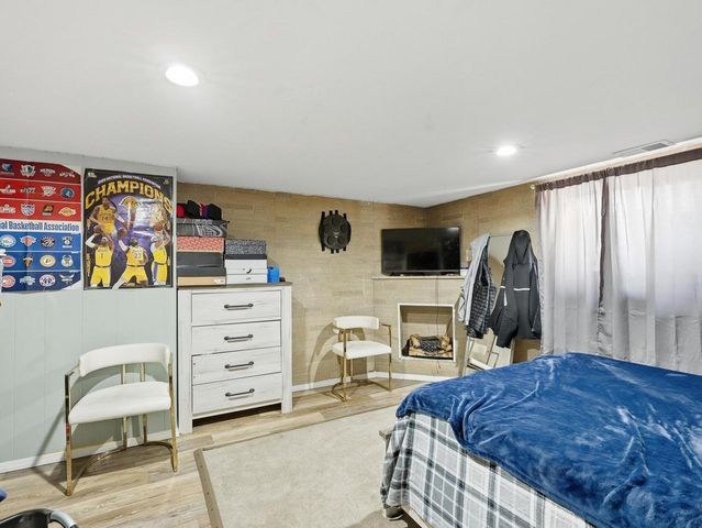 6235 N 95th STREET, Milwaukee, WI 53225