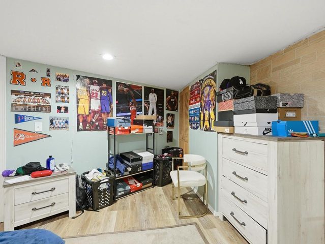 6235 N 95th STREET, Milwaukee, WI 53225