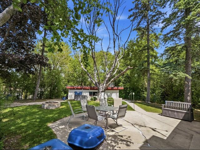 6235 N 95th STREET, Milwaukee, WI 53225