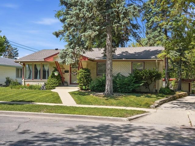 6235 N 95th STREET, Milwaukee, WI 53225