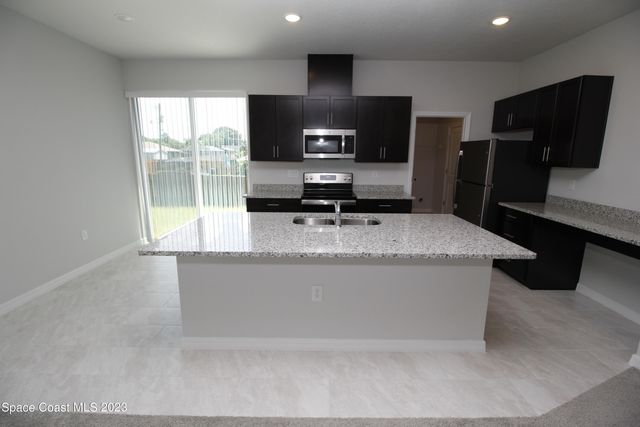 743 Andrew Street SE, Palm Bay, FL 32909