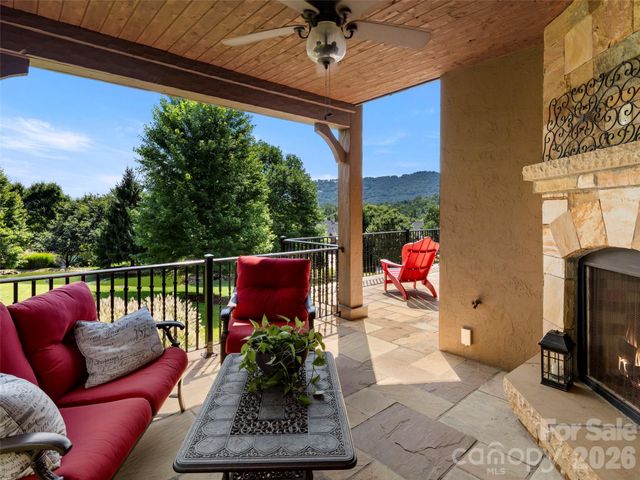 12 Windelsham Way, Arden, NC 28704