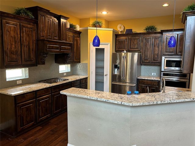 2721 Hammock Lake Drive, Little Elm, TX 75068