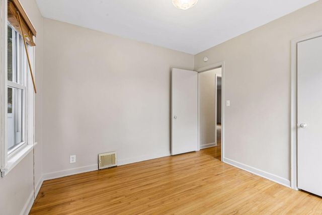 3252 Dakota Avenue S, Saint Louis Park, MN 55416
