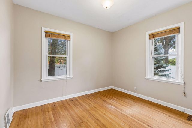 3252 Dakota Avenue S, Saint Louis Park, MN 55416