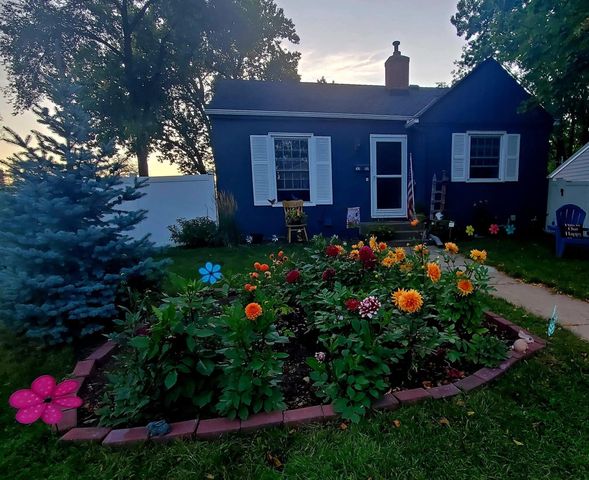 3252 Dakota Avenue S, Saint Louis Park, MN 55416