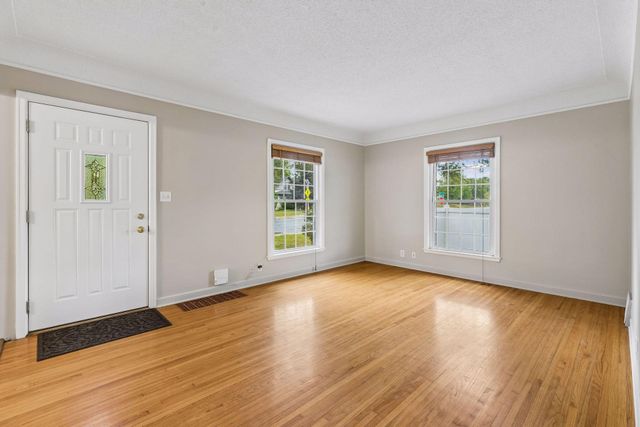 3252 Dakota Avenue S, Saint Louis Park, MN 55416