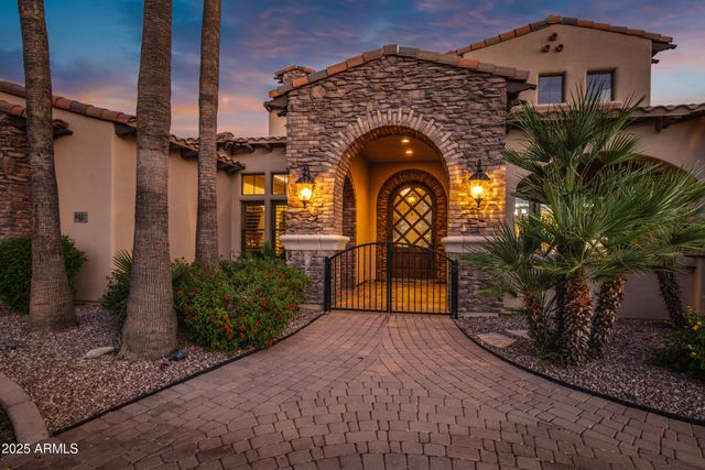 4327 E CAPRICORN Place, Chandler, AZ 85249