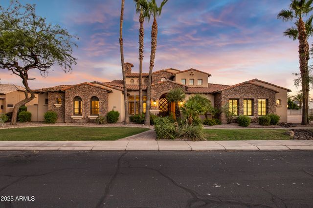 4327 E CAPRICORN Place, Chandler, AZ 85249