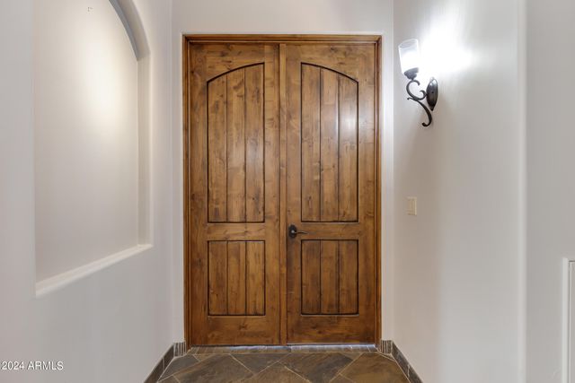 4327 E CAPRICORN Place, Chandler, AZ 85249