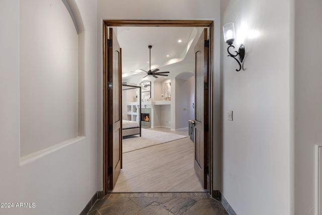 4327 E CAPRICORN Place, Chandler, AZ 85249