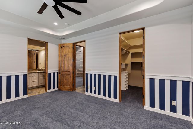 4327 E CAPRICORN Place, Chandler, AZ 85249